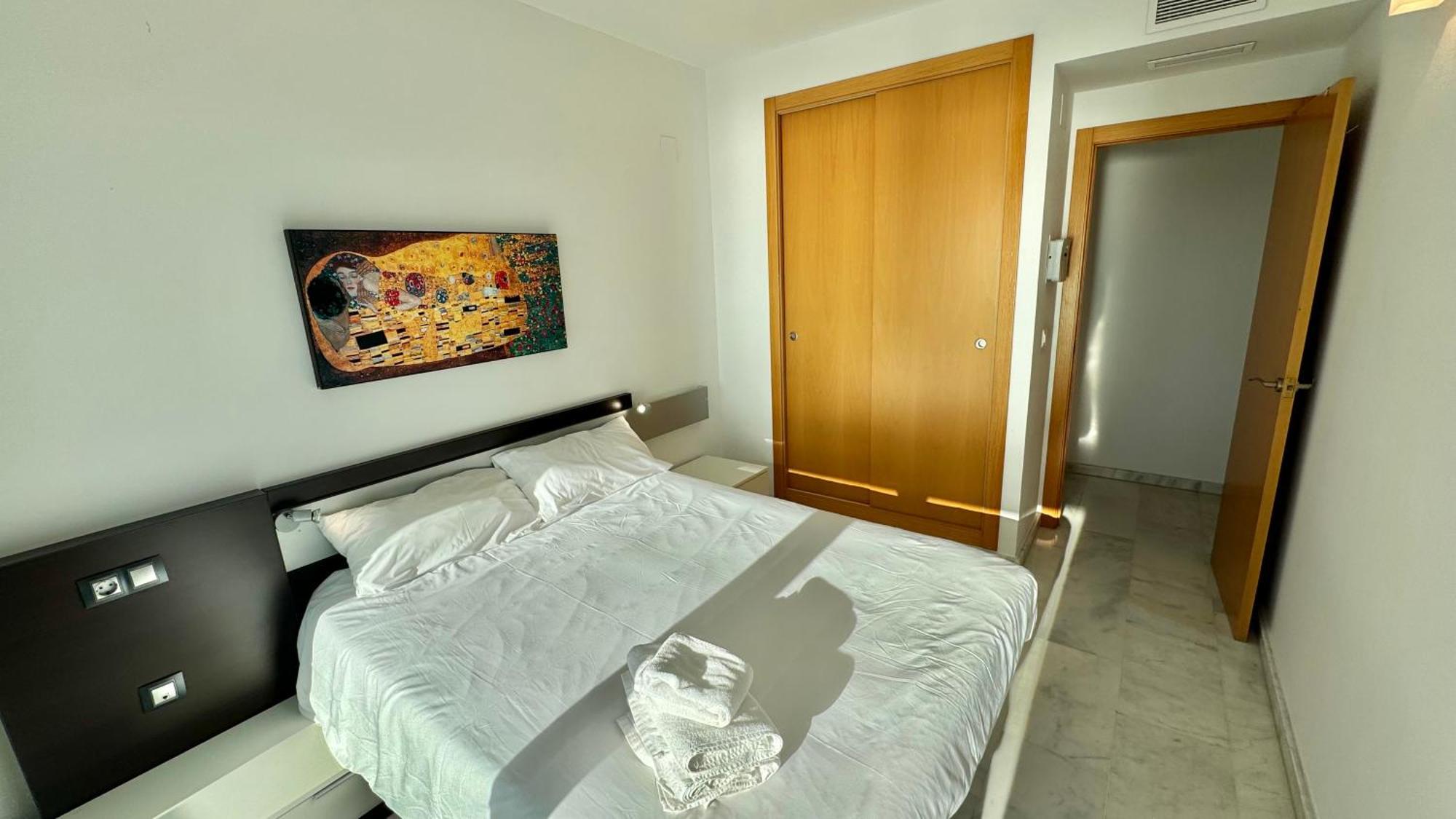 Highrise Apartment With Stunning Views From Private Balcony 85 เบนิดอร์ม ภายนอก รูปภาพ